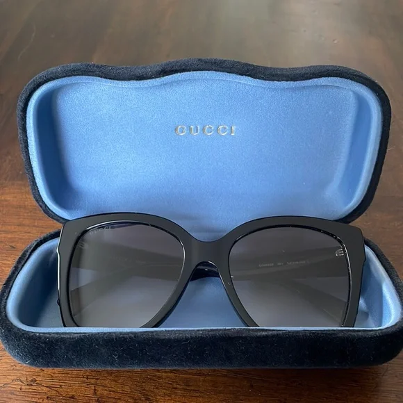 Gucci | Accessories | Gucci Gg459s Unisex Wide Fithigh  display picture 3
